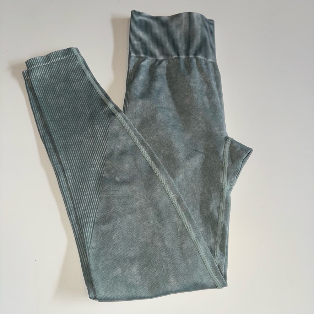PINK by Victoria’s Secret Seamless Sculpt Legging Size Small Green